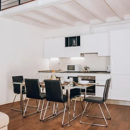 Guggenheim Luxury Suites By Bricola Apartments-3